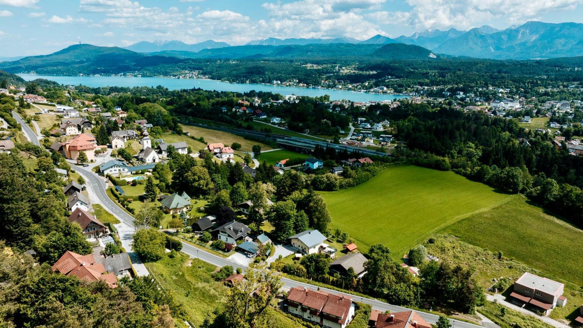 Schwalbennest Velden Apartment Velden am Worthersee Bagian luar foto